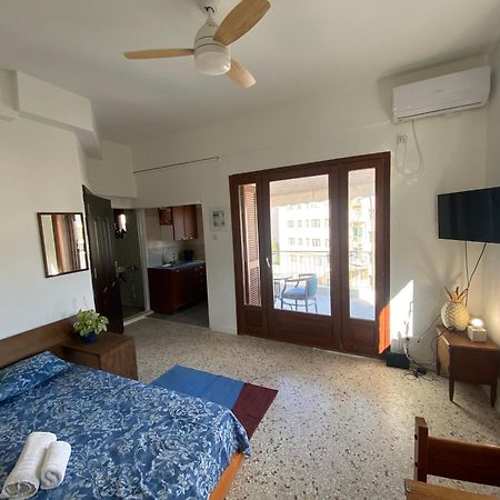 Mosaics Easystay Room 360'View Атина Екстериор снимка